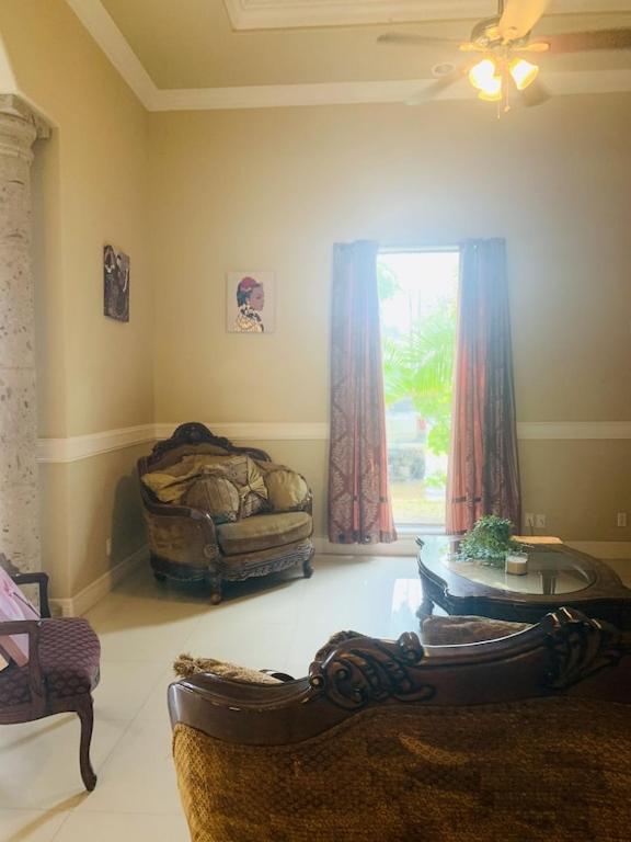 Brownsville Comfort 2 Bedroom 1 Bath , Spacious Kitchen And Outdoor Home المظهر الخارجي الصورة