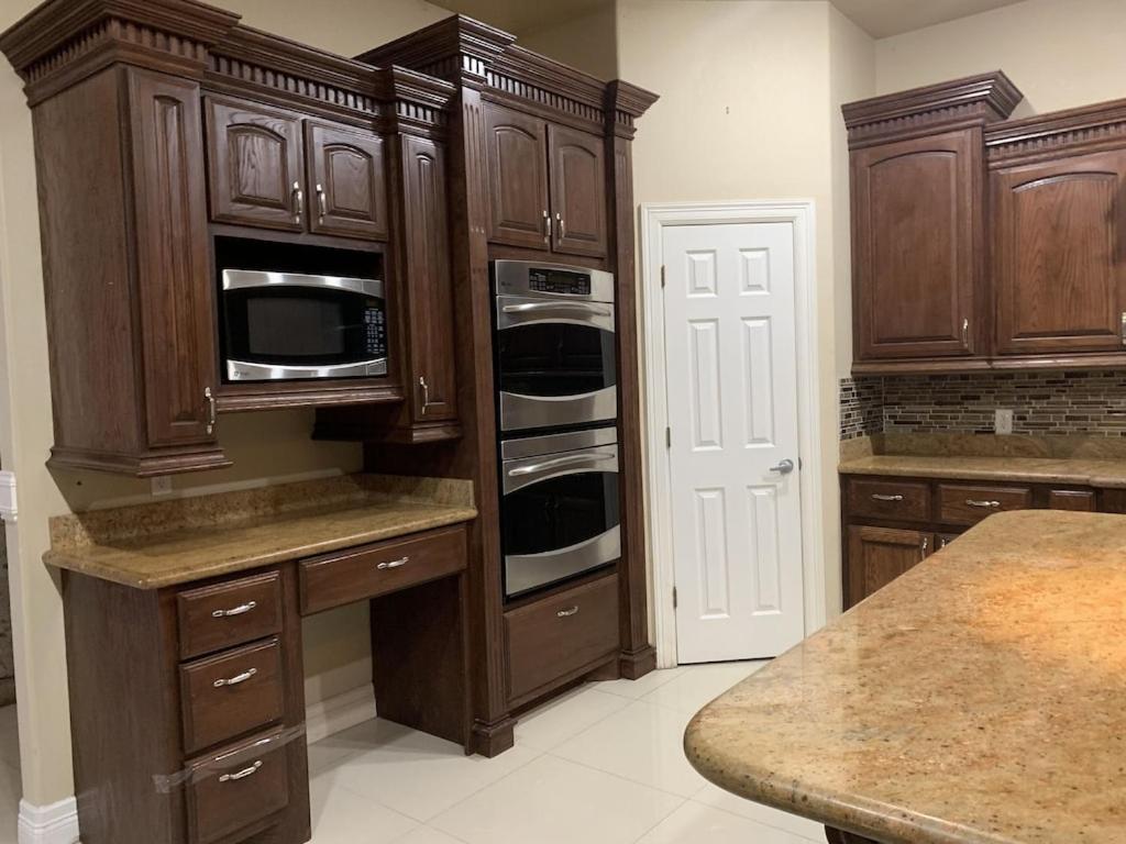 Brownsville Comfort 2 Bedroom 1 Bath , Spacious Kitchen And Outdoor Home المظهر الخارجي الصورة