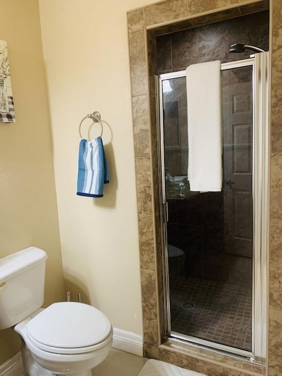 Brownsville Comfort 2 Bedroom 1 Bath , Spacious Kitchen And Outdoor Home المظهر الخارجي الصورة