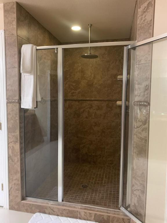 Brownsville Comfort 2 Bedroom 1 Bath , Spacious Kitchen And Outdoor Home المظهر الخارجي الصورة