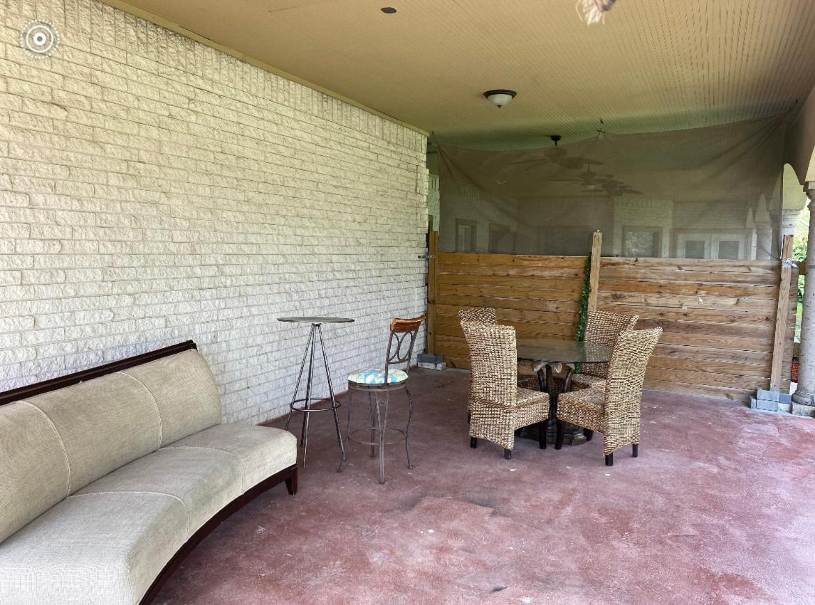 Brownsville Comfort 2 Bedroom 1 Bath , Spacious Kitchen And Outdoor Home المظهر الخارجي الصورة
