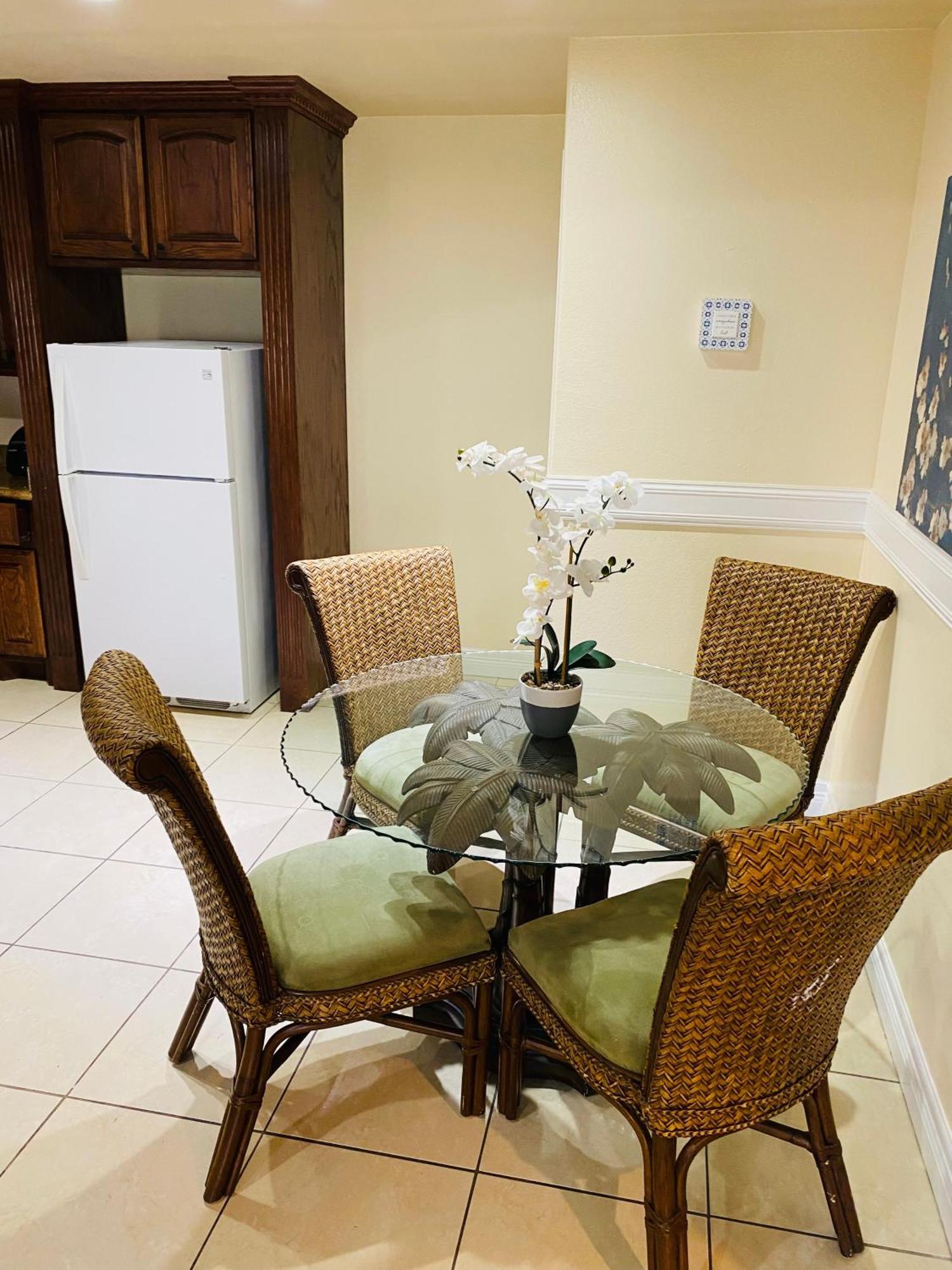 Brownsville Comfort 2 Bedroom 1 Bath , Spacious Kitchen And Outdoor Home المظهر الخارجي الصورة